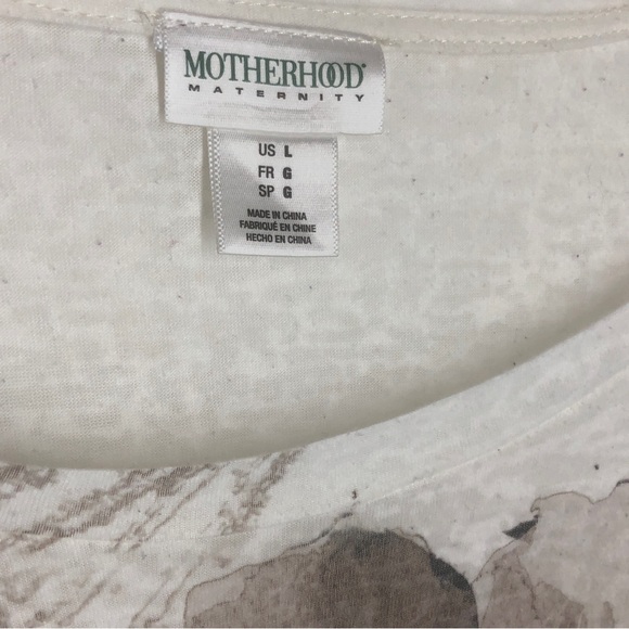 Motherhood Maternity floral scoop neck 3/4 sleeve T-shirt - Picture 4 of 6